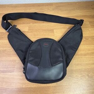 Tumi T2 Ballistic Nylon Sling Crossbody